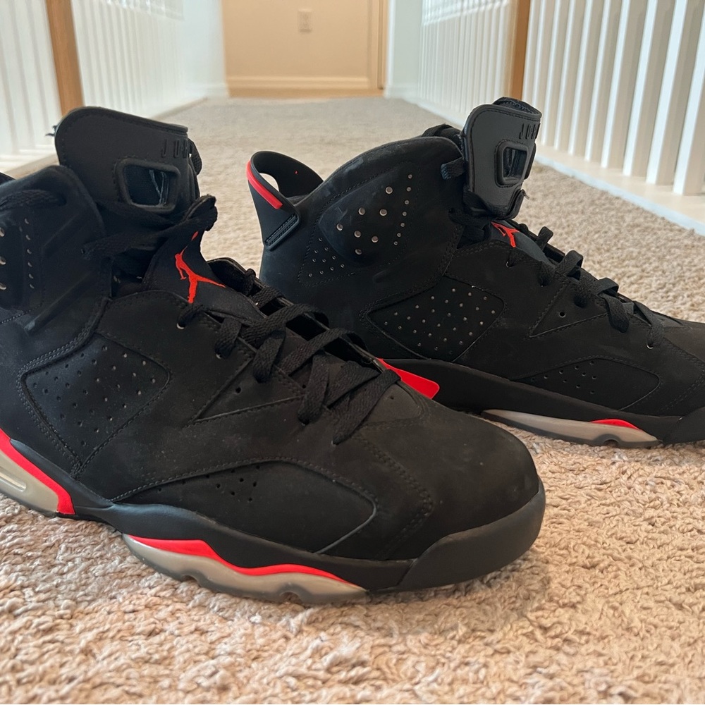 Jordan 6 - Retro Infrared Black